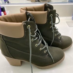 Zigisoho Navy bootie size 10